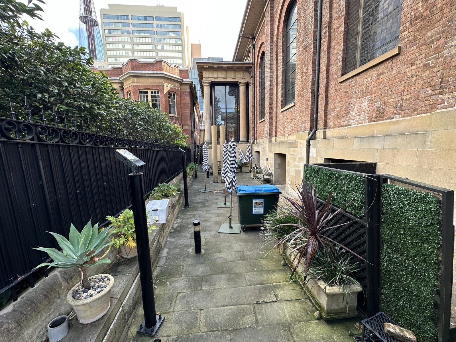 Garden at Jardin St James photo 4