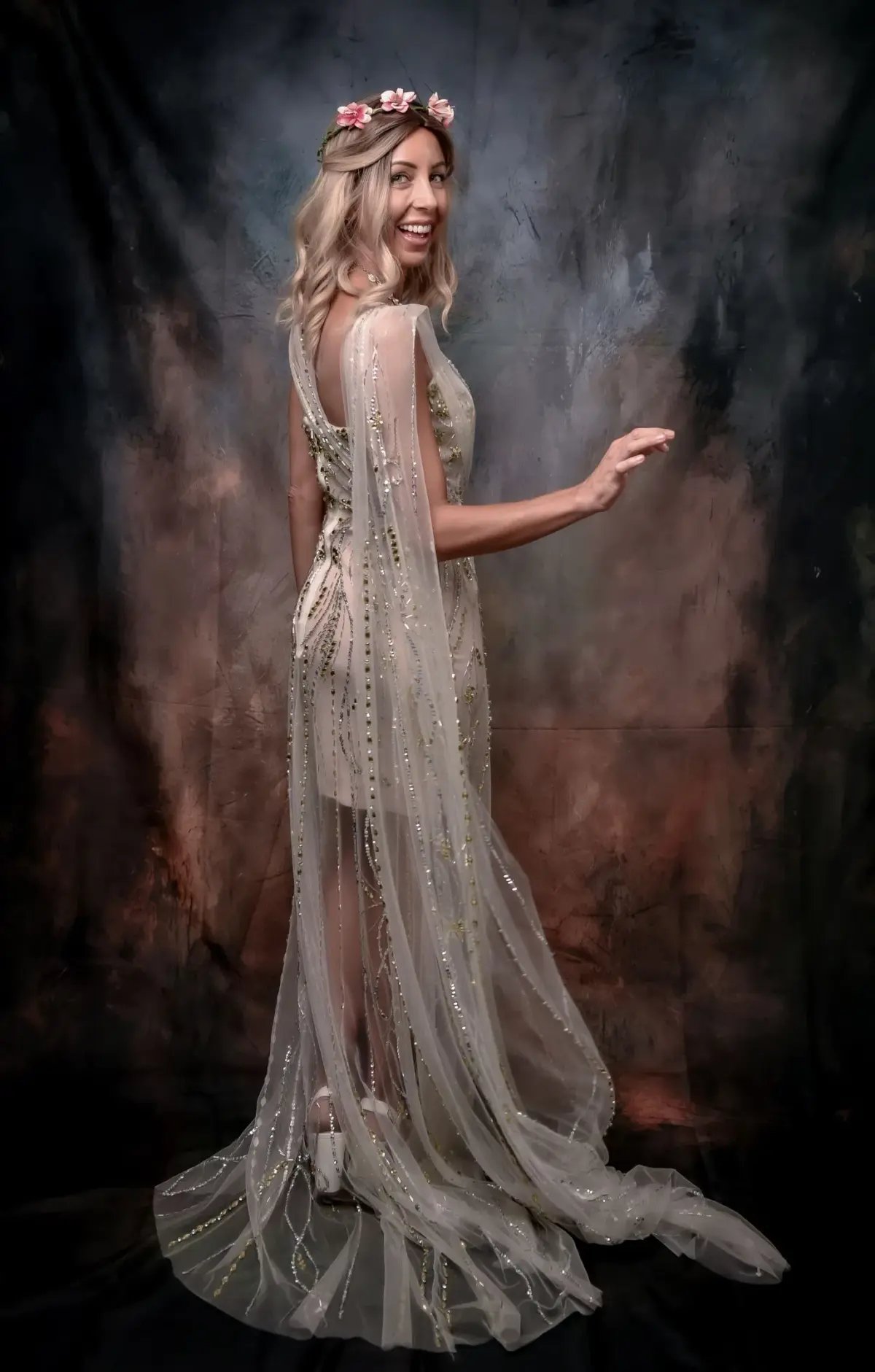Alamour The Label Maxi Dress White Size 8 photo 2