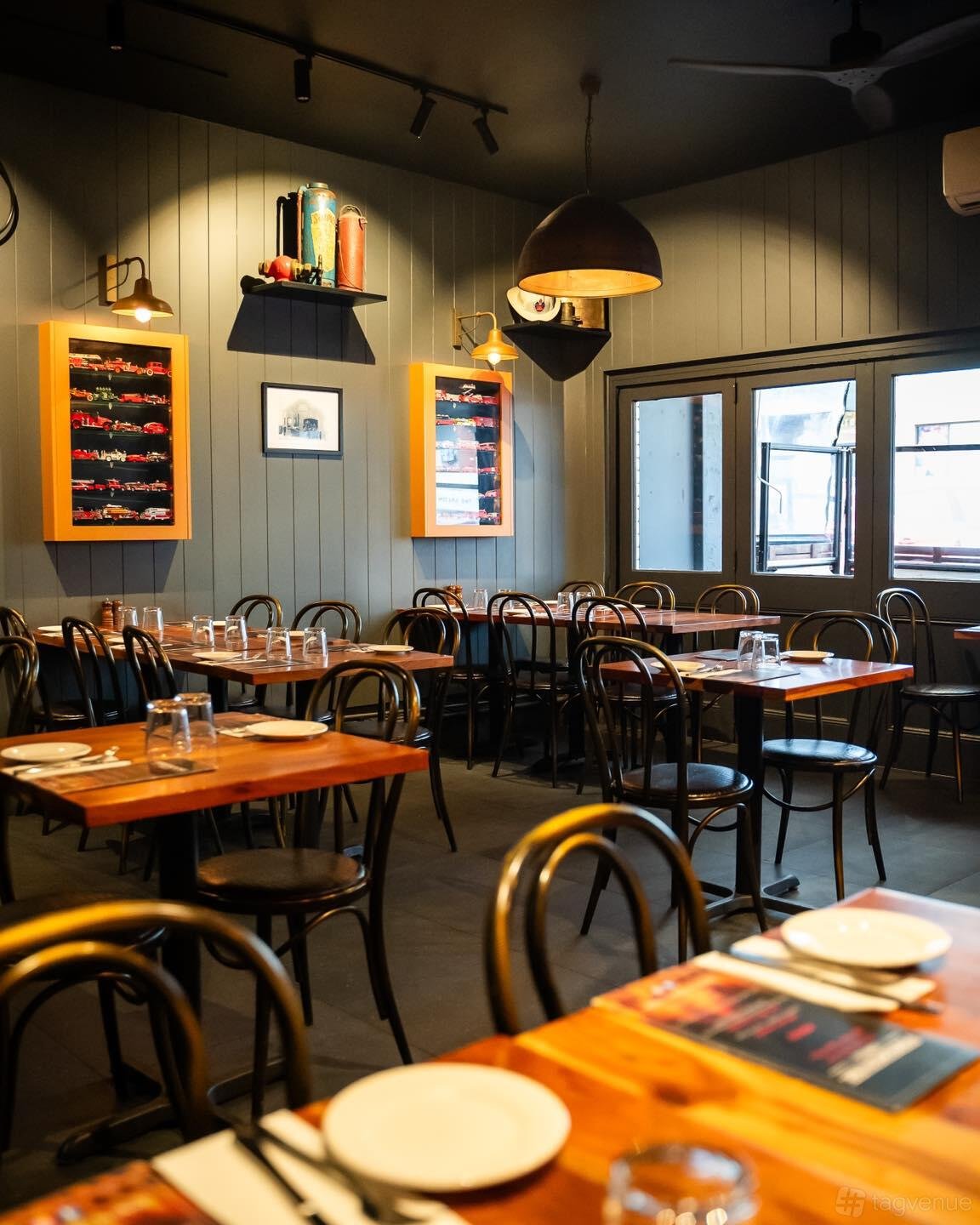 Function Room at Firehouse Grill photo 2