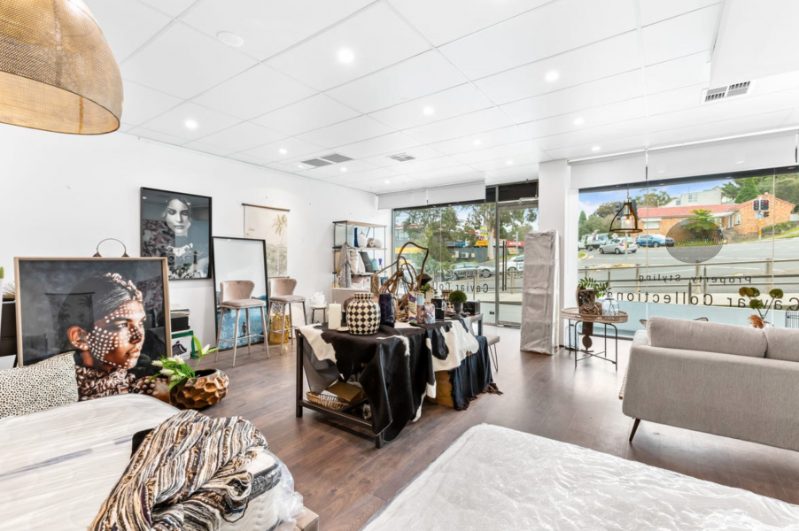 MAJOR EXPOSURE /SHOWROOM /DESIGN HQ /OFFICE SPACE photo 2