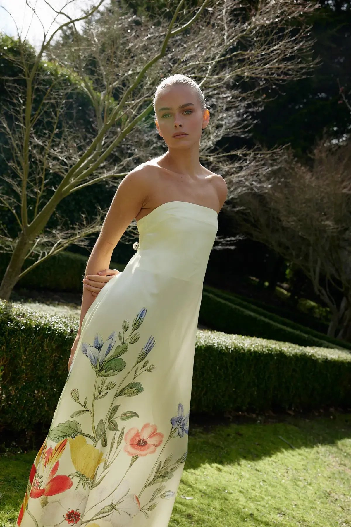 Aston Studio Lucie Buttermilk Fleur Size 8 photo 2