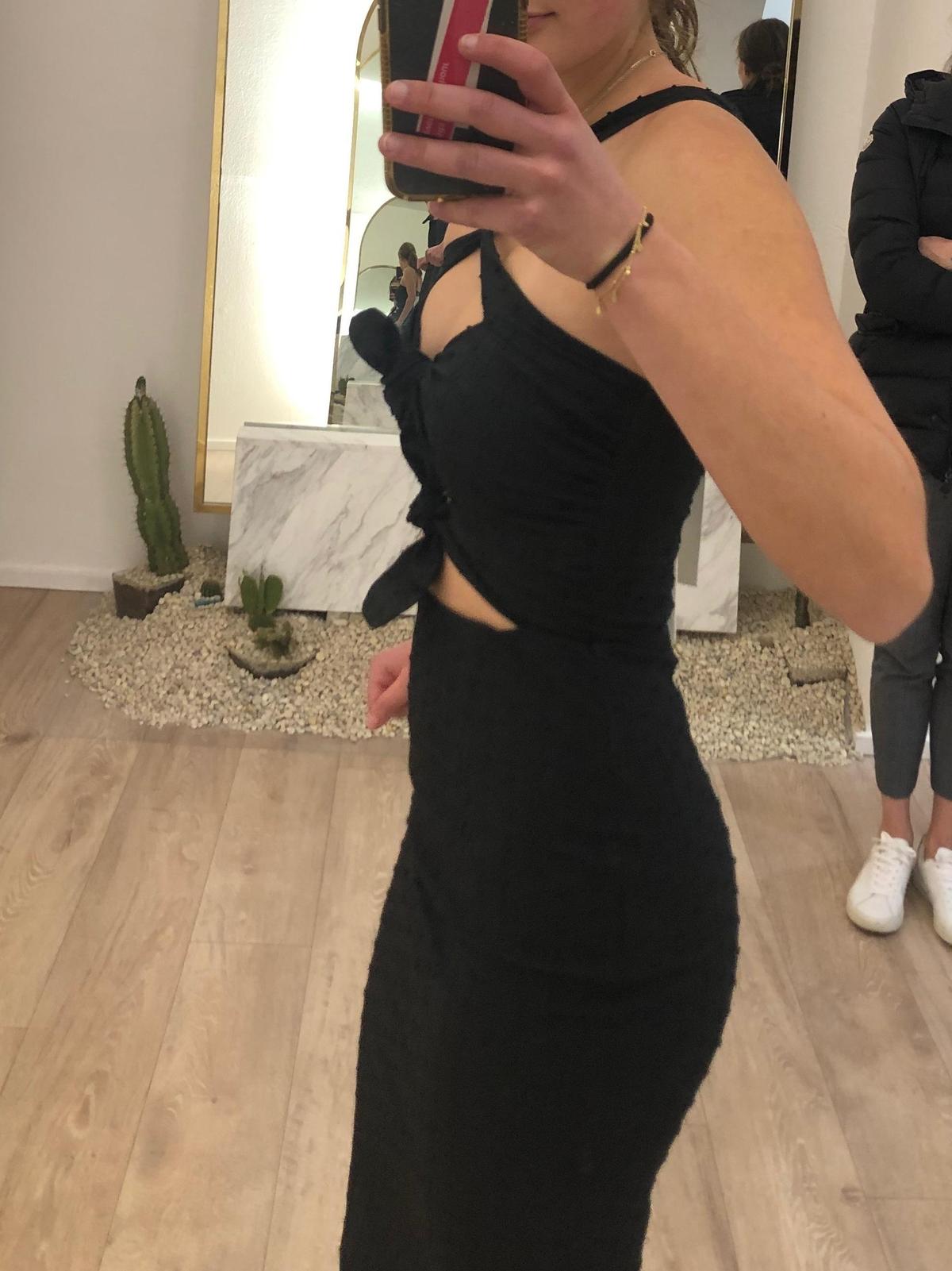 Black Winona Dress size 6 photo 2