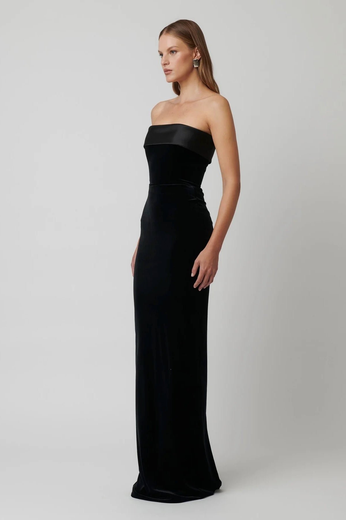 EFFIE KATS MONROE GOWN - BLACK VELVET photo 2