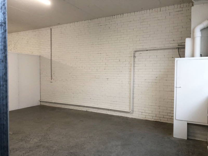 Large Studio - 118 Albert St Brunswick photo 2