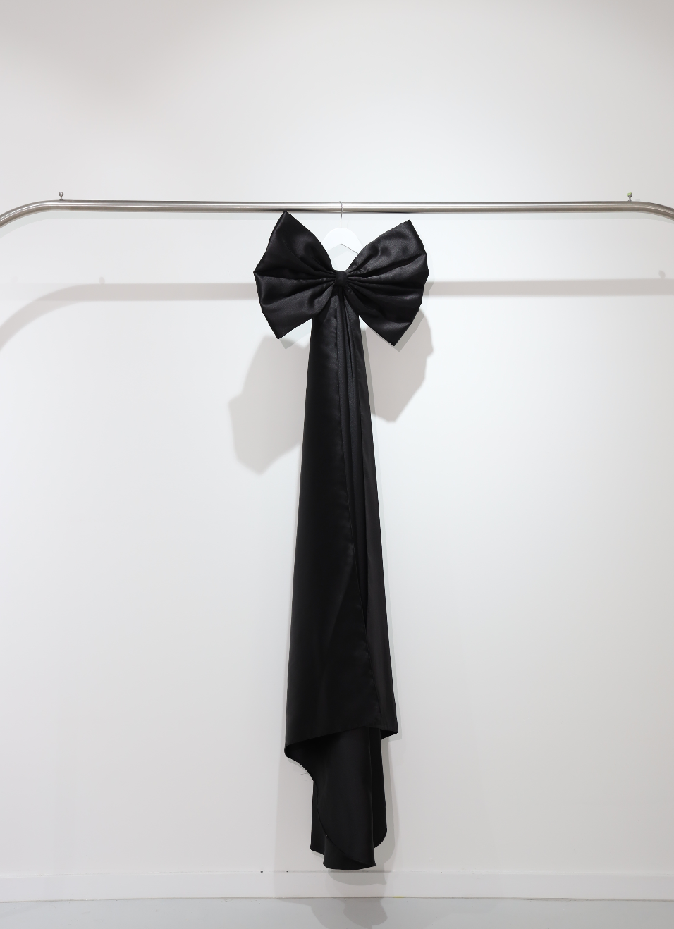 PEARL MINI DRESS BLACK photo 2