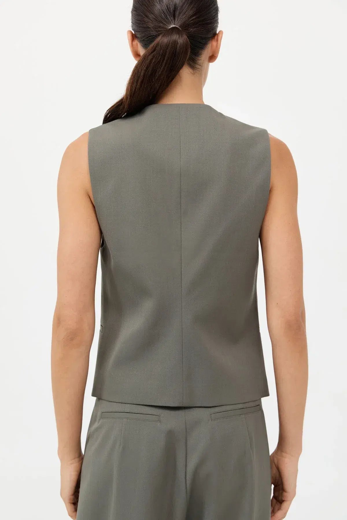 St.Agni Rouleau Vest in Smokey Olive Size S / AU 8 photo 3