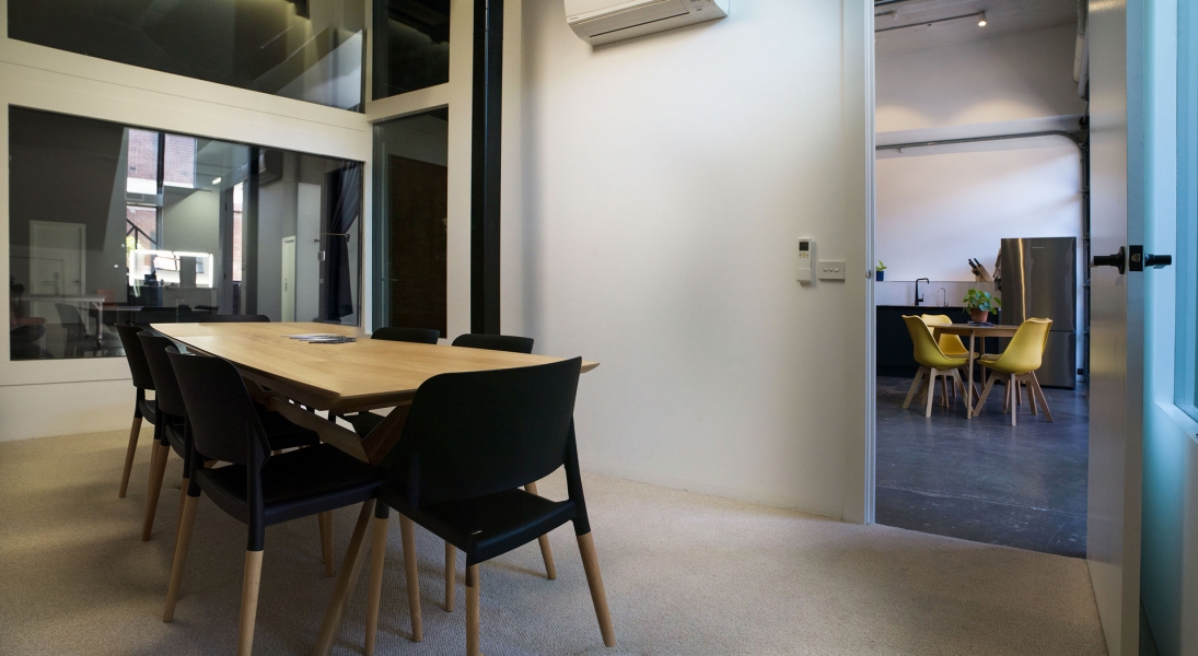 Glow Studios: G37 Boardroom photo 4