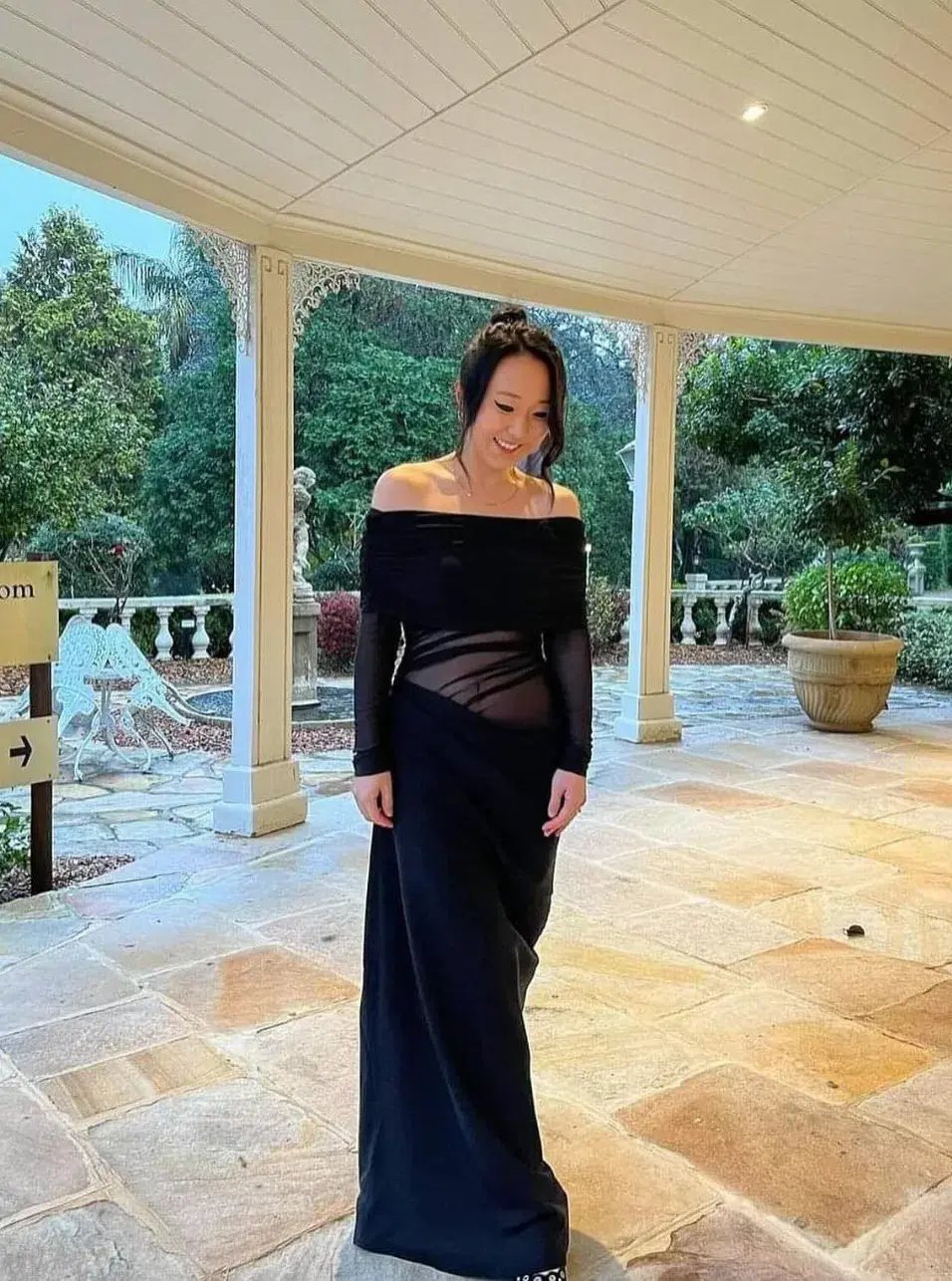 Benni Yasmin Off Shoulder Dress Black Size 12 photo 7