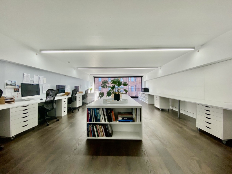 Co-working design office photo 2