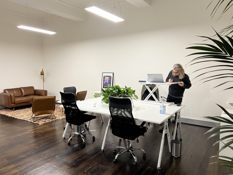 Your own creative space/office - fully furnished photo 8