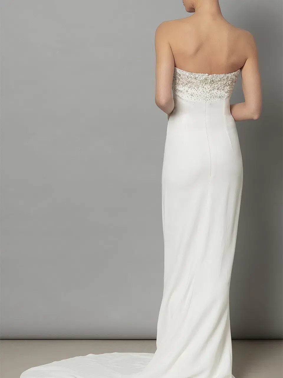 Galia Lahav Eve Slim-fitted Wedding Dress  Ivory  Size 6 photo 5
