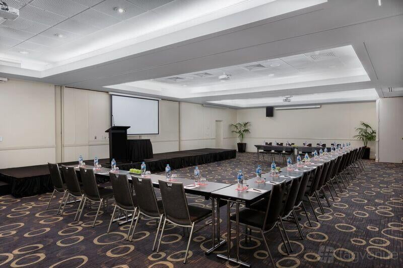 Triple Crown Ballroom at Rydges Parramatta photo 5