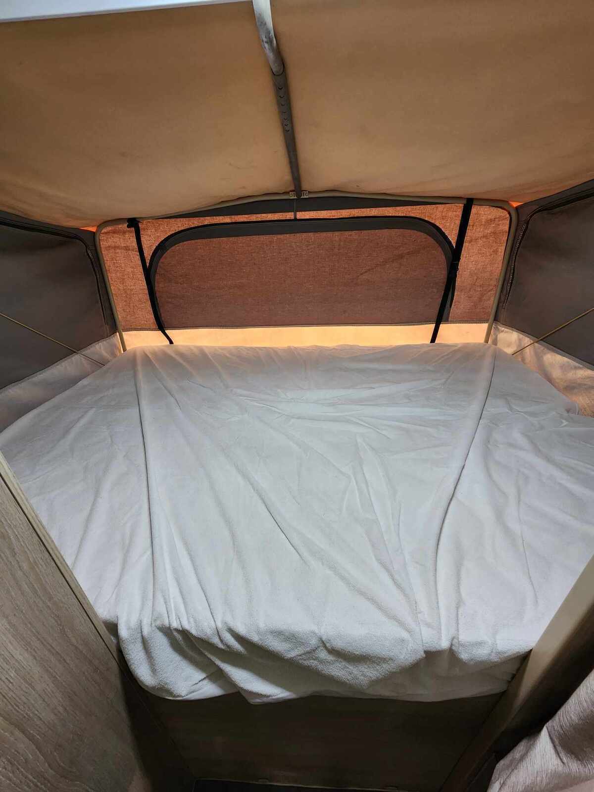 Jayco Expanda -Sleeps 6 photo 10