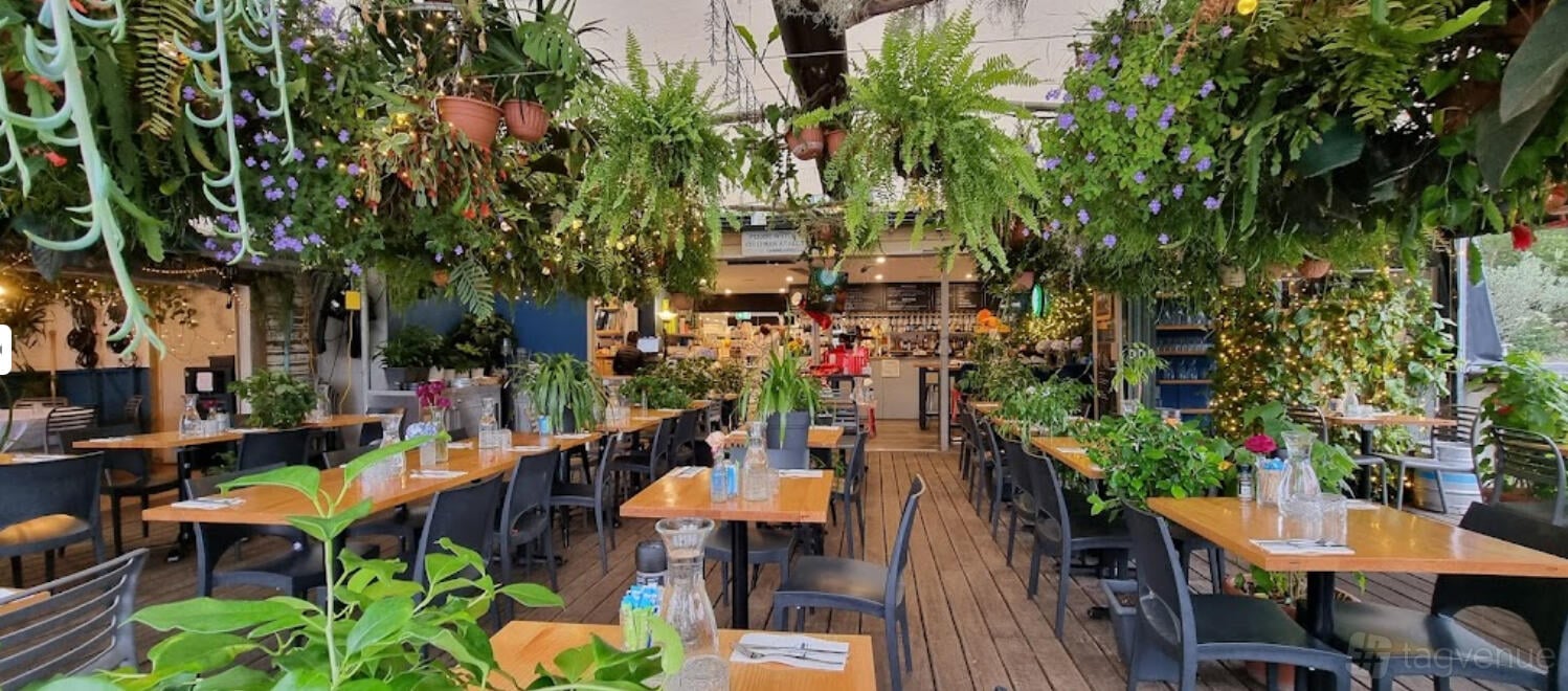 The Co-op Club at Waterfront Store & Cafe photo 5