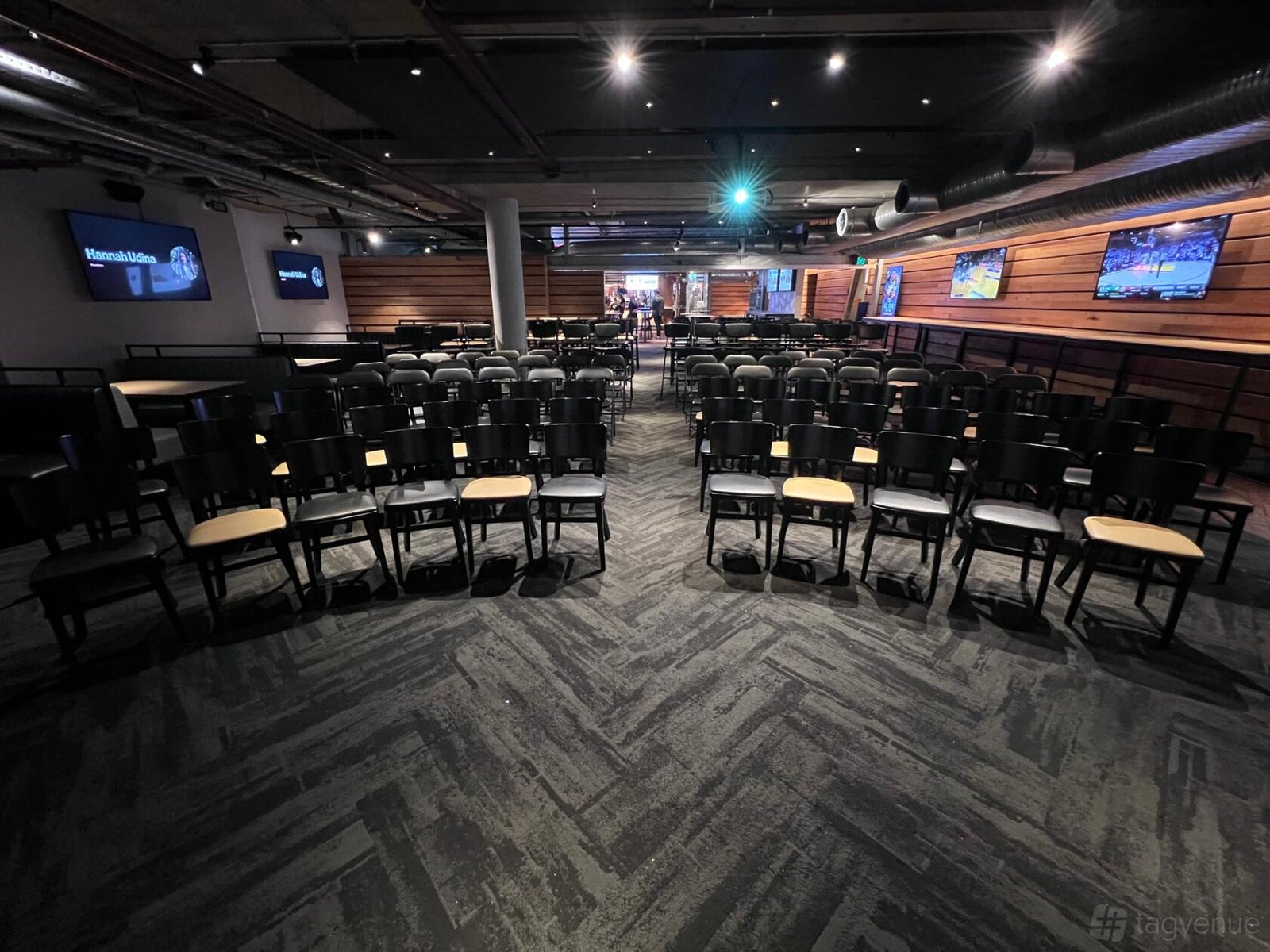 Centre Court at The Sporting Globe King Street Wharf photo 8