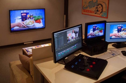 Upright Piano Studio - Master Music Studio photo 5