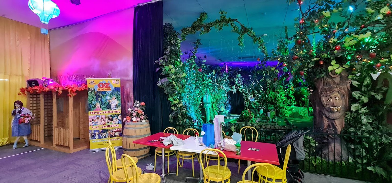 Entire Venue at Oz Funland photo 2
