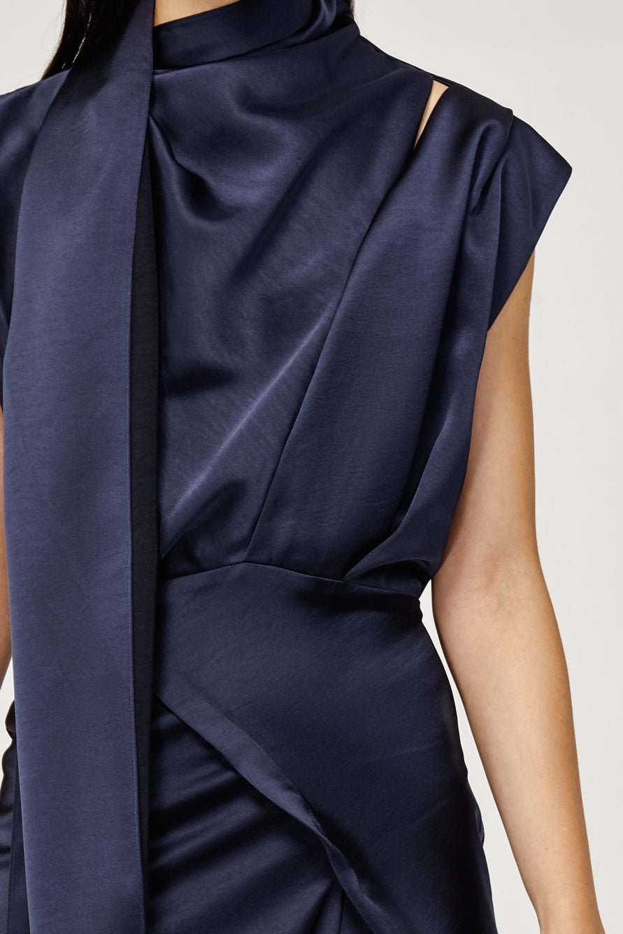 ACLER DALISAY DRESS photo 3