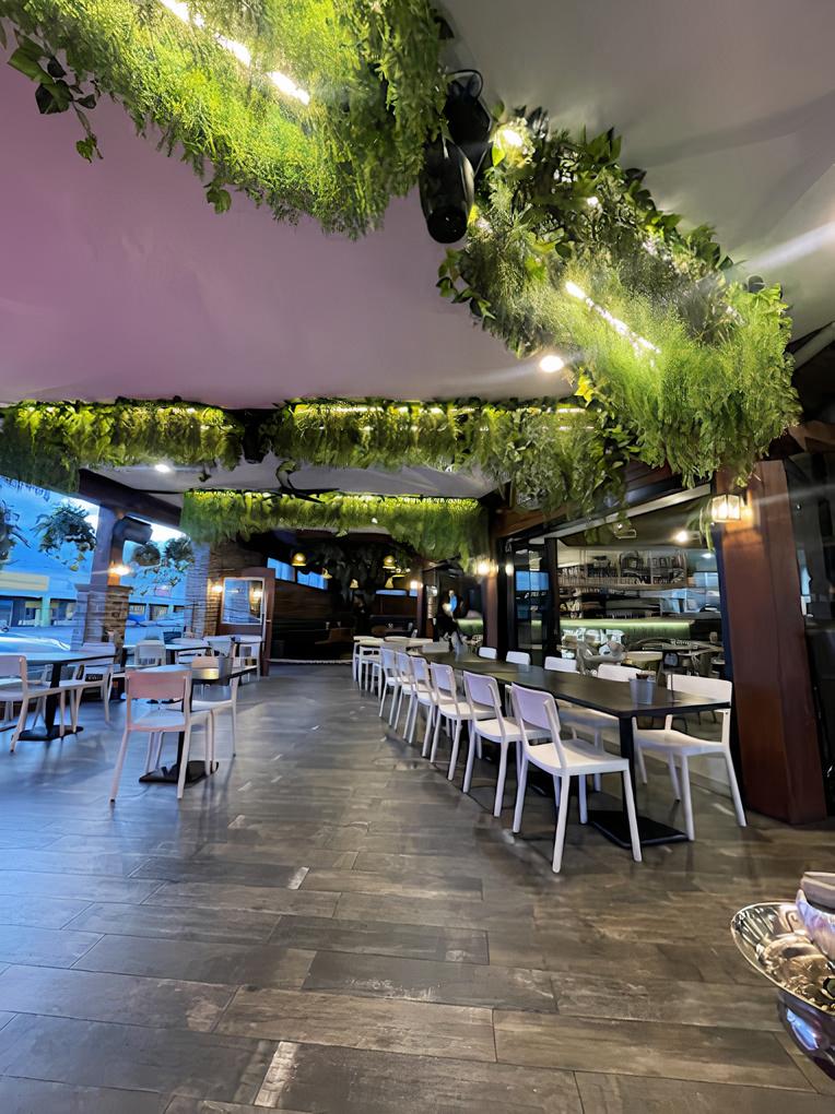 Bigger Space at Madera Lounge photo 4