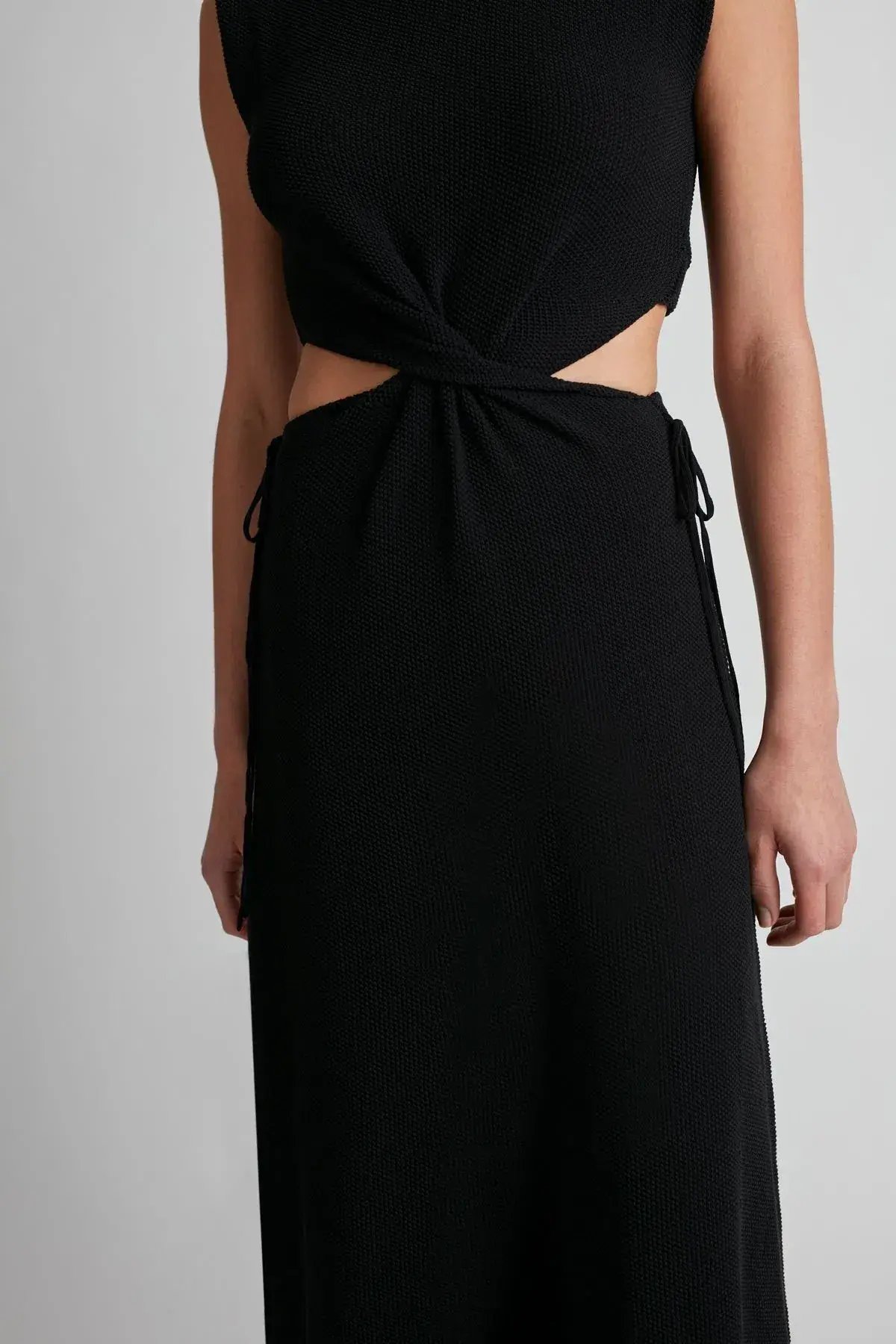 Camilla and Marc Castelli Knit Dress Black Size 6 photo 4