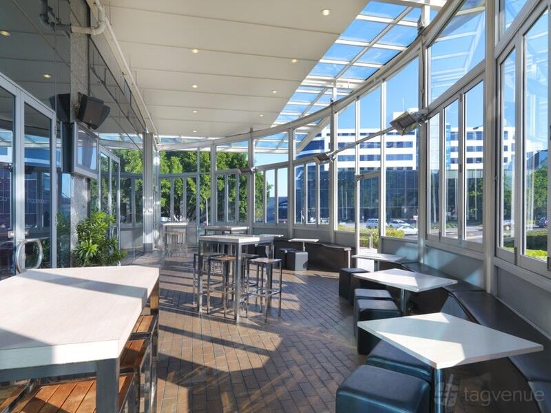 Hargraves & Hinkler at Crowne Plaza Sydney Airport photo 3