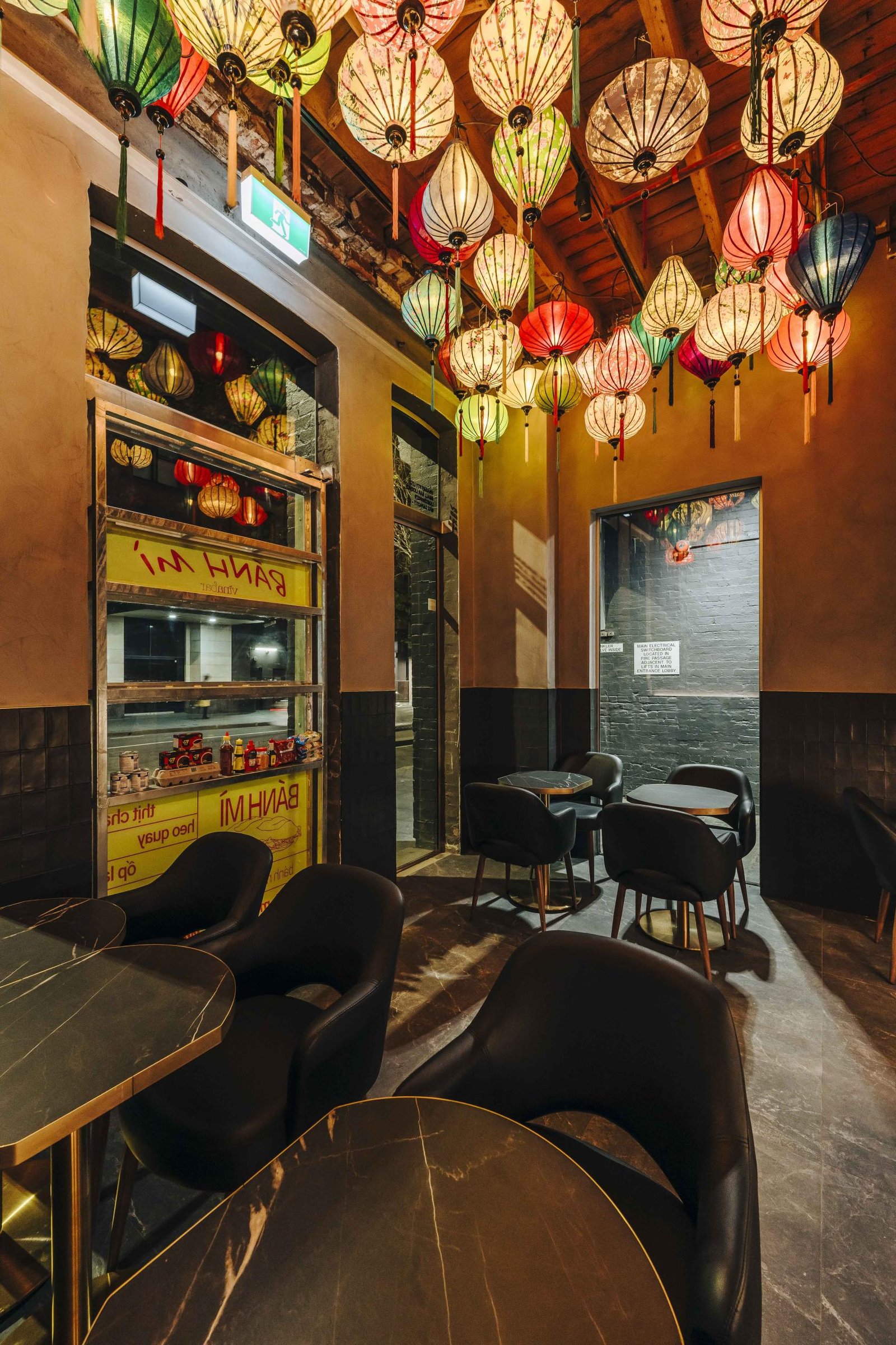 Whole Bar at Vinabar photo 8