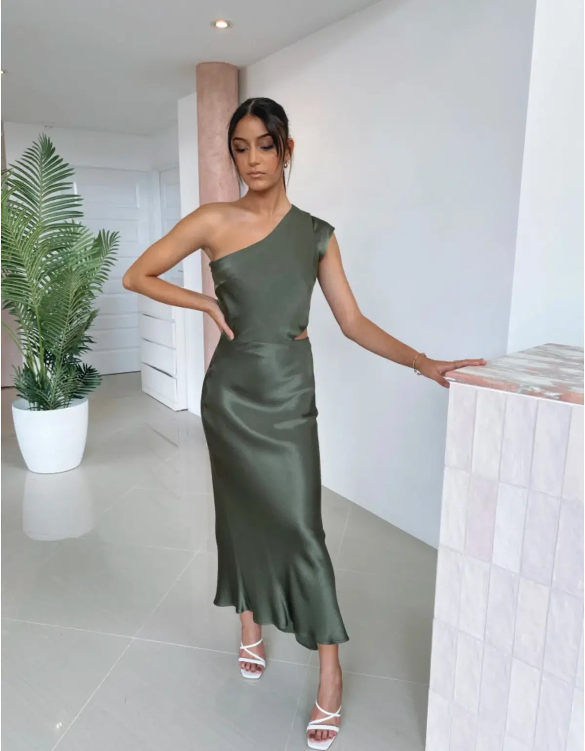Bec & Bridge Delphine Asymmetric Midi Dress Green Size 6 photo 3