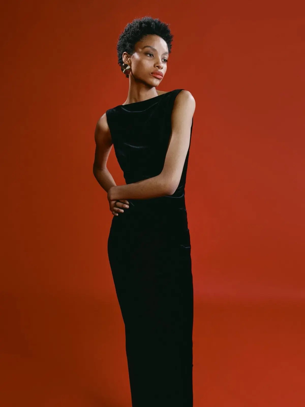 Effie Kats Verona Gown Black Velvet Size 6/XS photo 3