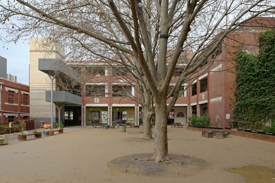 CY Courtyard photo 2