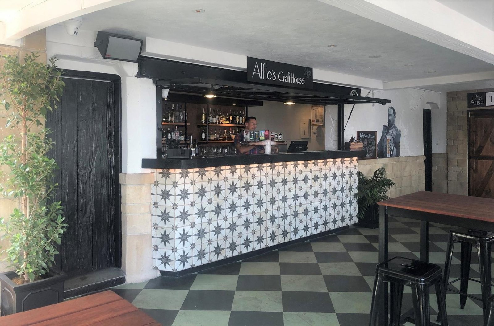 Alfie's: Crafthouse at The Lord Alfred photo 4