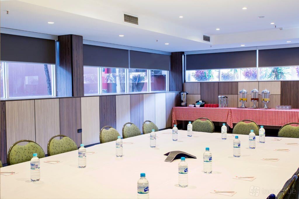 Wattle Room at Metro Aspire Hotel Sydney photo 2