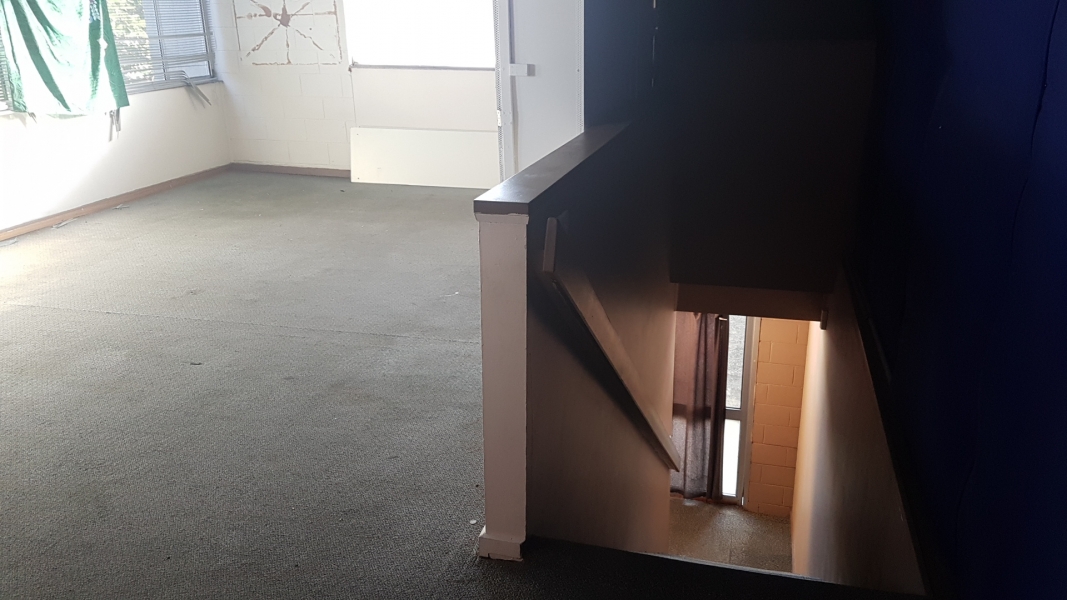 Live-in Mezzanine Studio photo 4