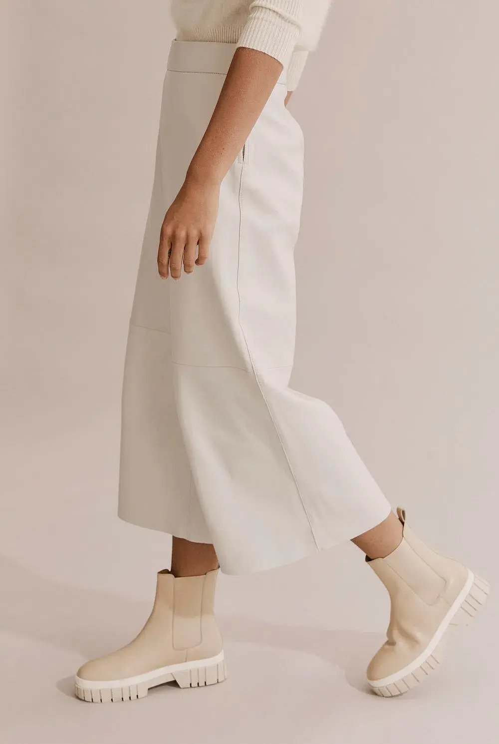 Country Road Luxurious White Leather Culotte Pants Size AU 10 photo 3