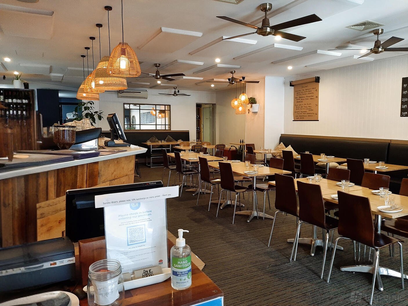 Entire Venue at Four Hands Tapas & Pizza Bar photo 10