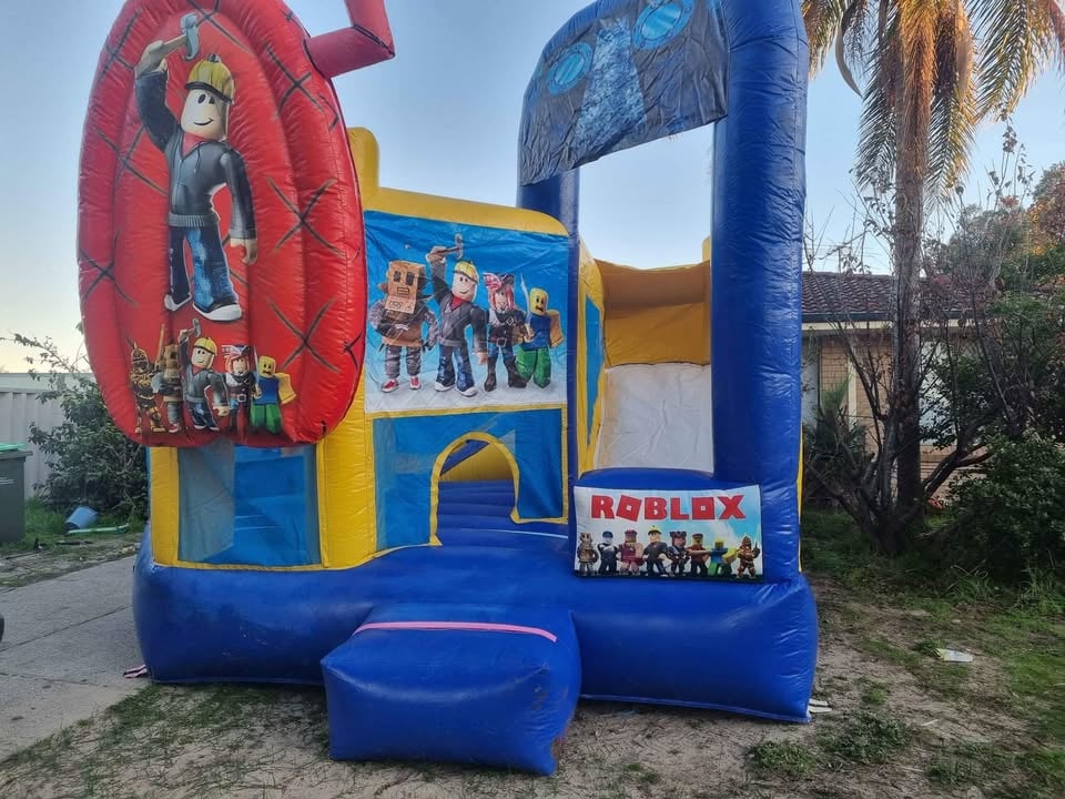 GREAT SELECTION OF JUMPING CASTLES FOR HIRE photo 2