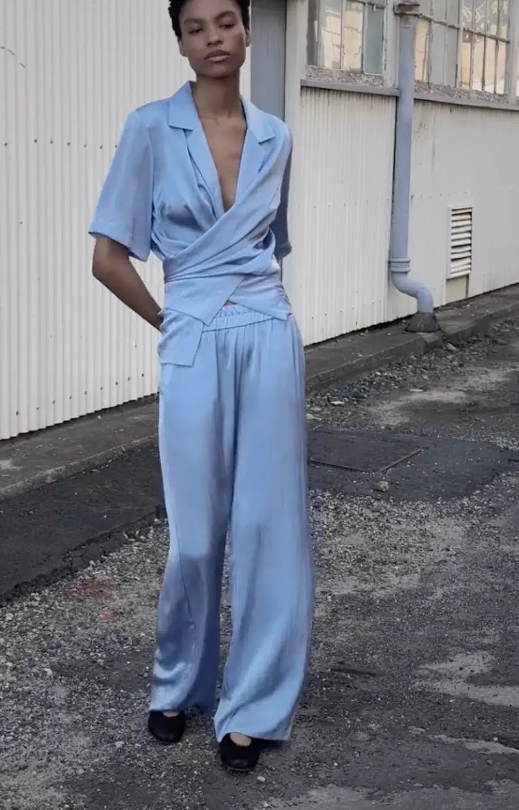 Viktoria And Woods Applause Shirt And Pilot Pant Set Hydrogen/Light Blue Size 4 / AU 14 photo 4