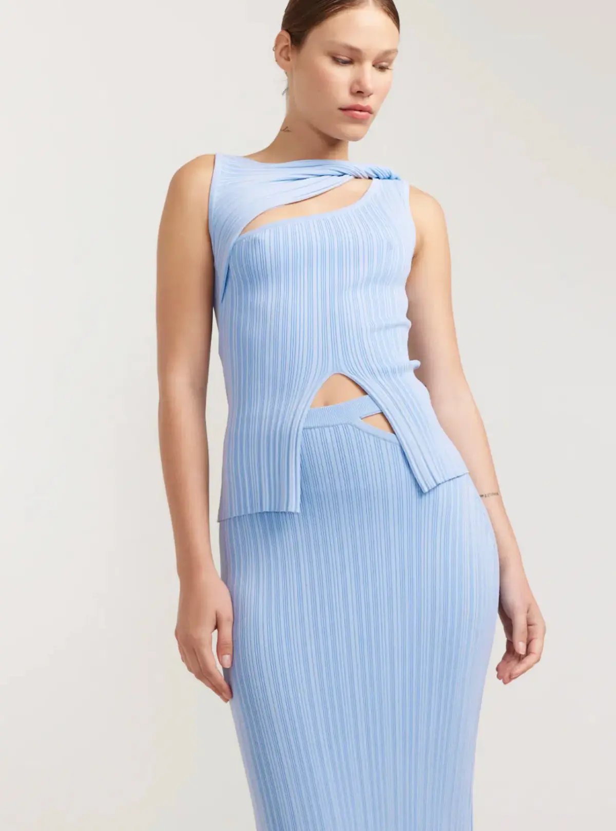 Henne Romee Knit Top & Skirt Set Blue Size 12 photo 2