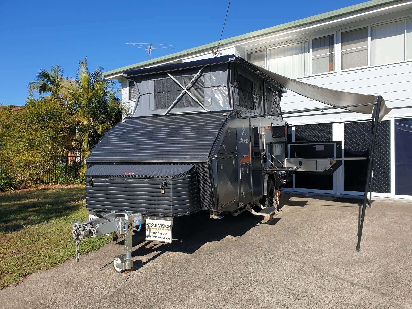 Family Camper, Hybrid Pop Top photo 8
