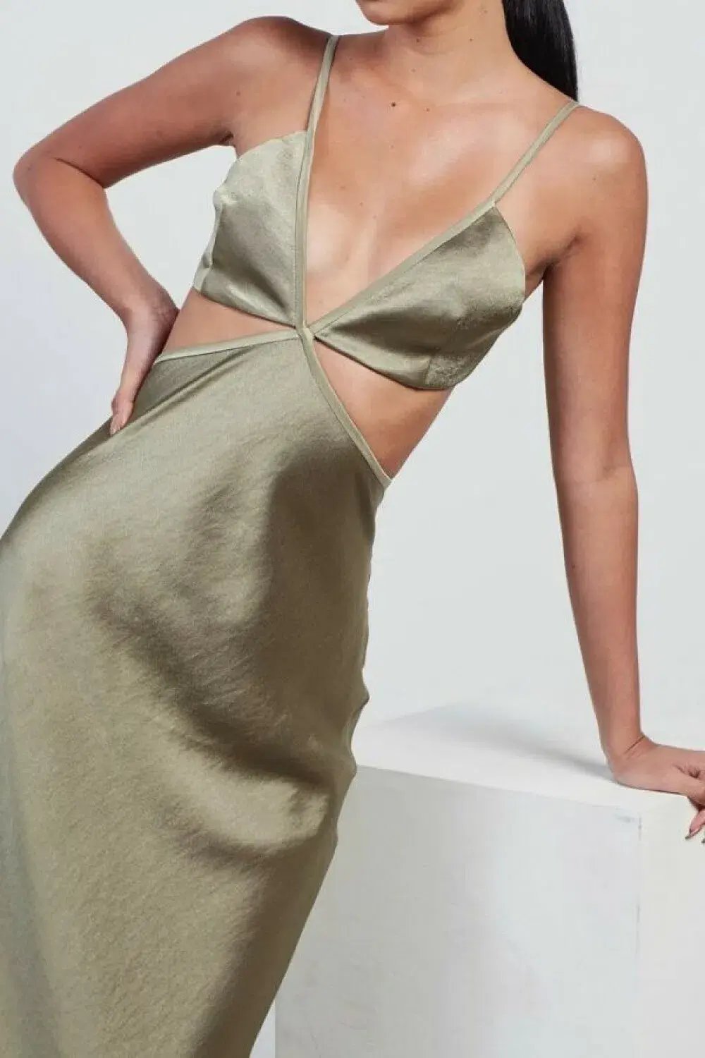 Bec & Bridge Veronique Maxi Dress Sage Size 8 / S photo 2