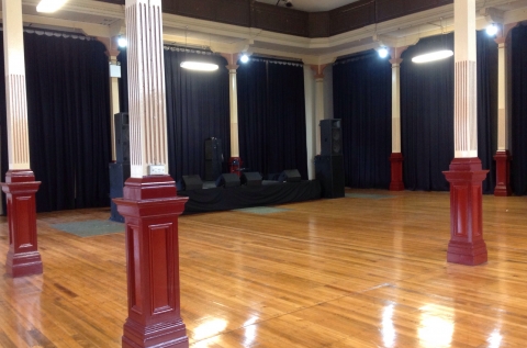 Light filled studio inner city brisbane photo 9