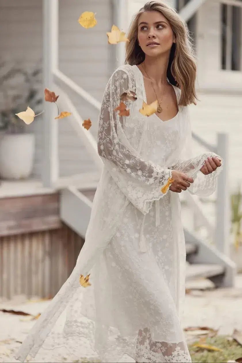 Coven & Co Boho Island Breeze Robe White Lace One Size photo 6