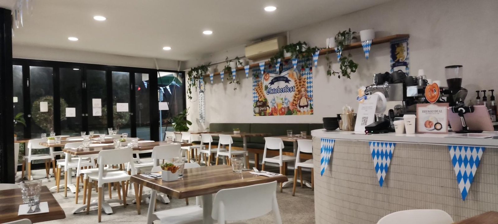 Indoor Area at Bavarian Sizzle photo 5