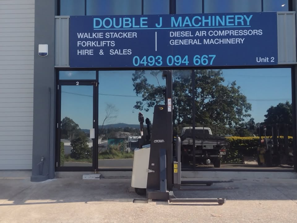 FORKLIFT FOR SALE OR HIRE photo 8