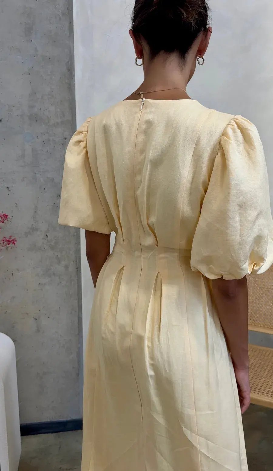 Modi Butter Linen Maxi in Butter Yellow Size 8 photo 2