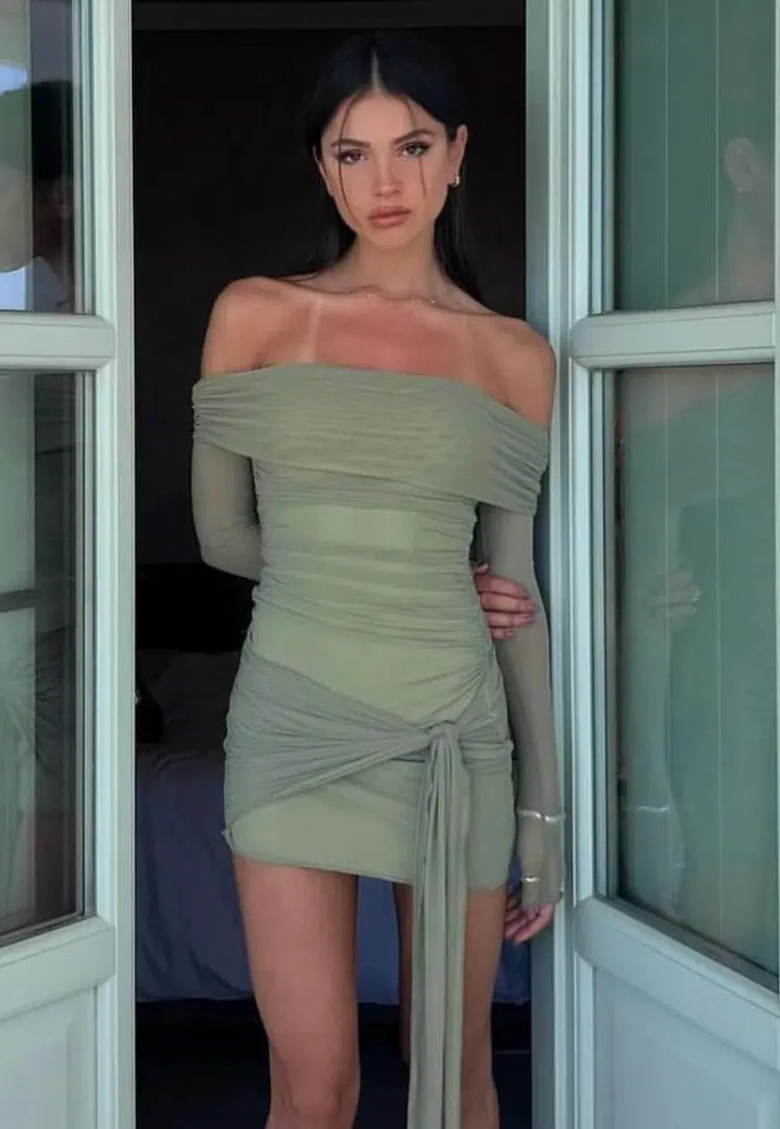 Benni Yasmin Off Shoulder Mini Dress Pistachio Green Size 8 photo 4