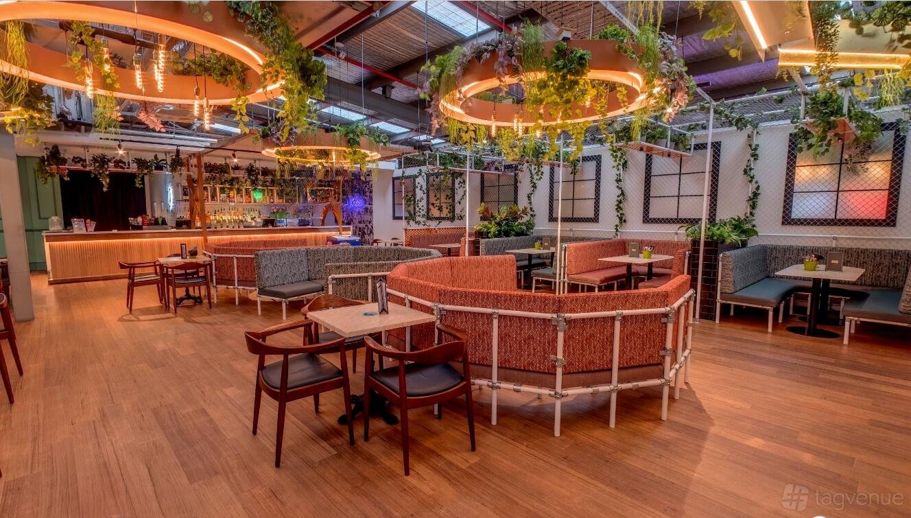 Entire Venue at Holey Moley Alexandria photo 6