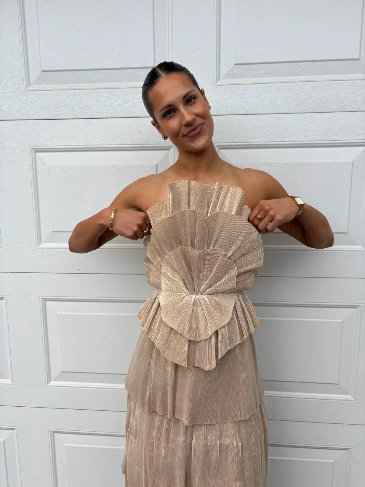 Aje Kyra Gown Gold Size AU 6 photo 2
