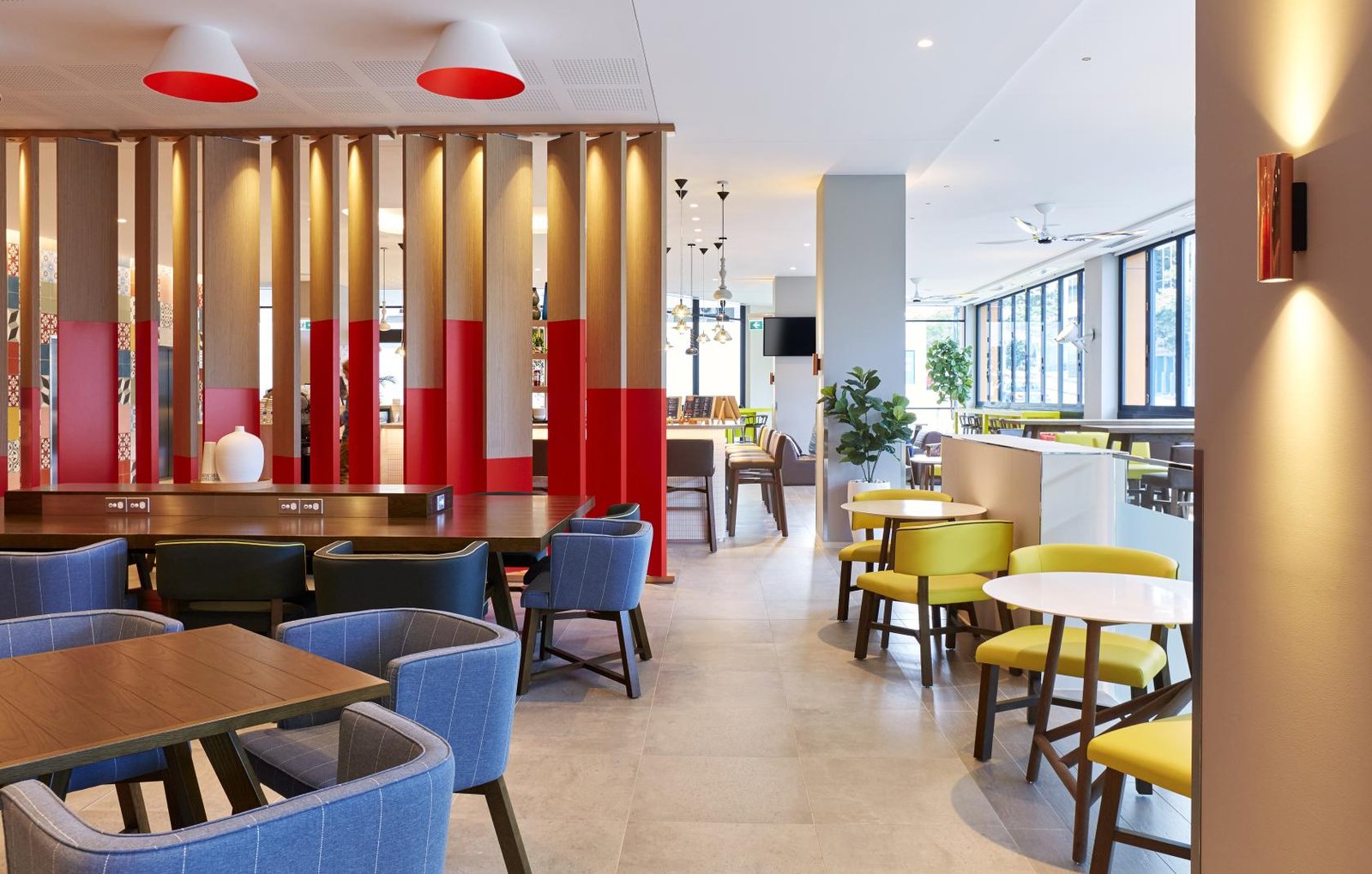Great Room at Holiday Inn Express Brisbane photo 3