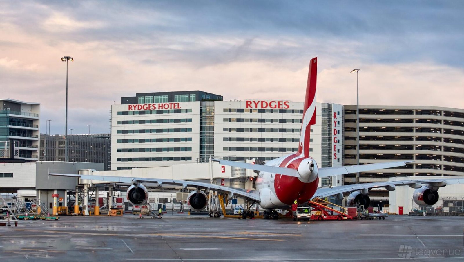 Hercules at Rydges Sydney Airport Hotel photo 14
