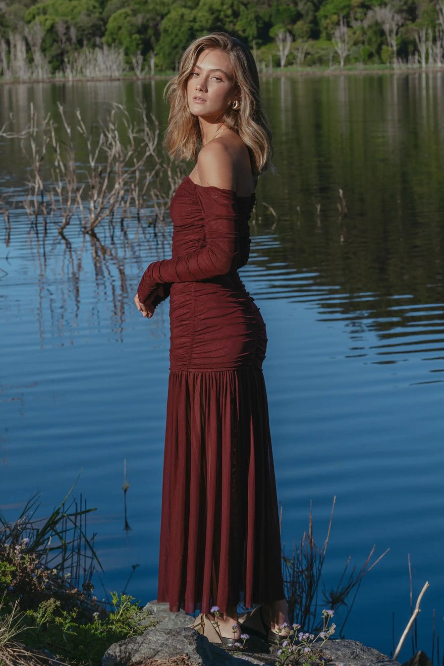 Pasduchas Echo Hourglass Midi Dress - Cherry photo 4